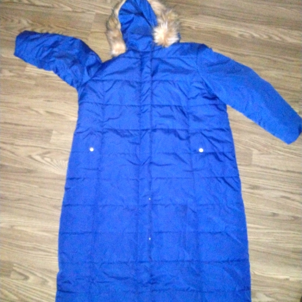Roman's Full Length Puffer          Plus sz 22/24